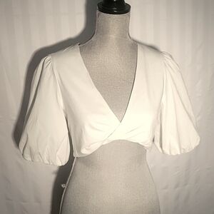 Forever 21 White V-Neck Cropped Knot Front with Puffy Sleeves Blouse, Size: M